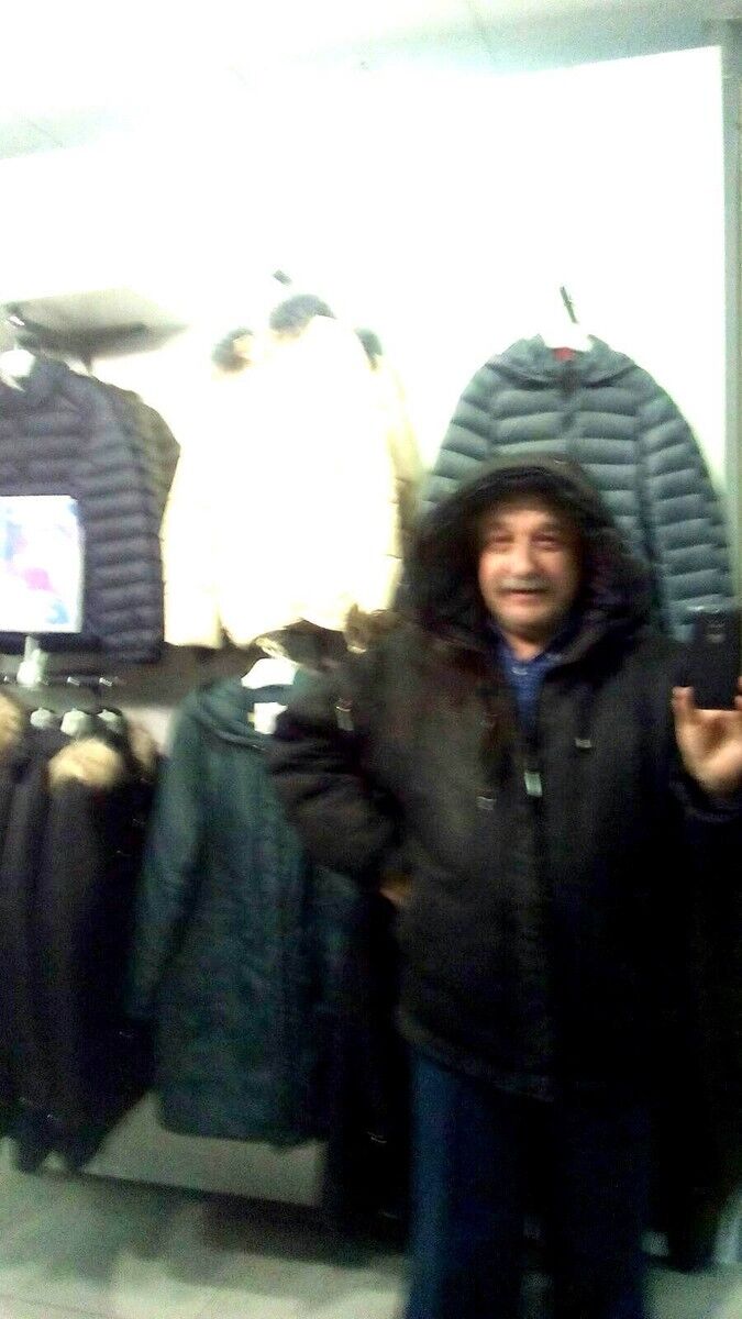  8852358  Ruslan, 66 ,    