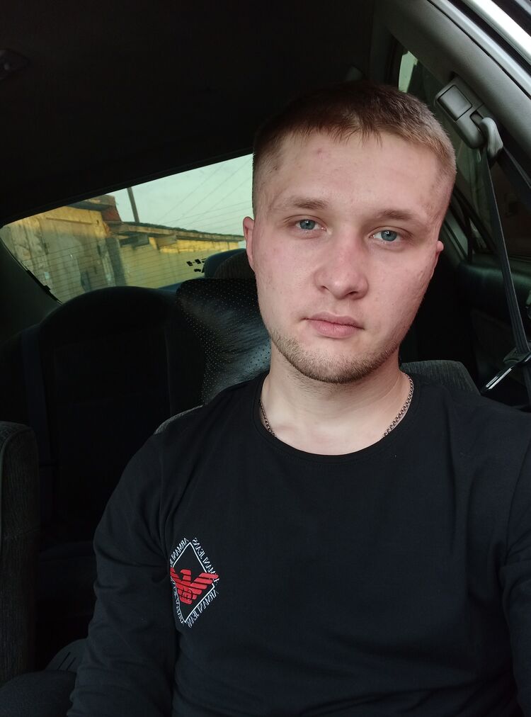 41841648  Stanislav, 28 ,    
