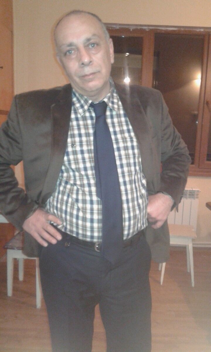  7013818  Asart, 61 ,    