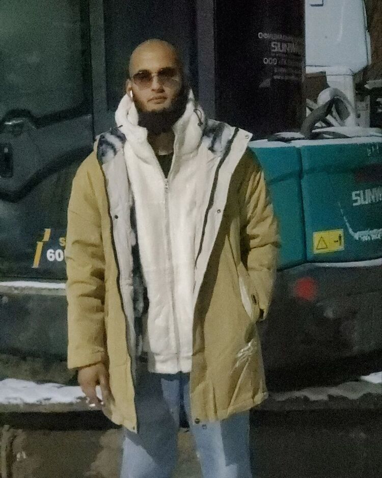  53257038  Pahlavon, 25 ,    