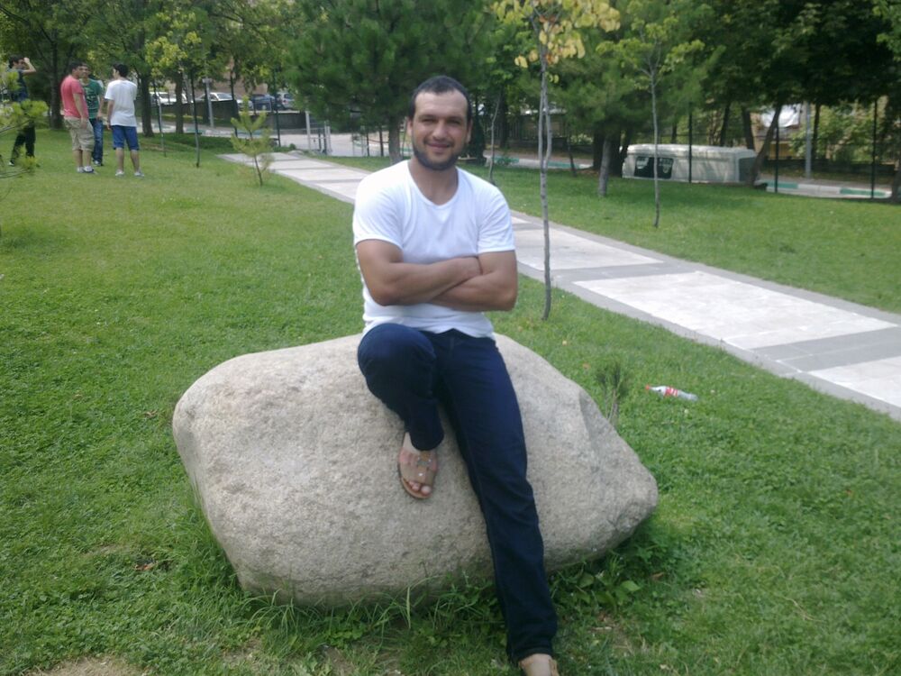  38626568  Ali aslan, 43 ,    