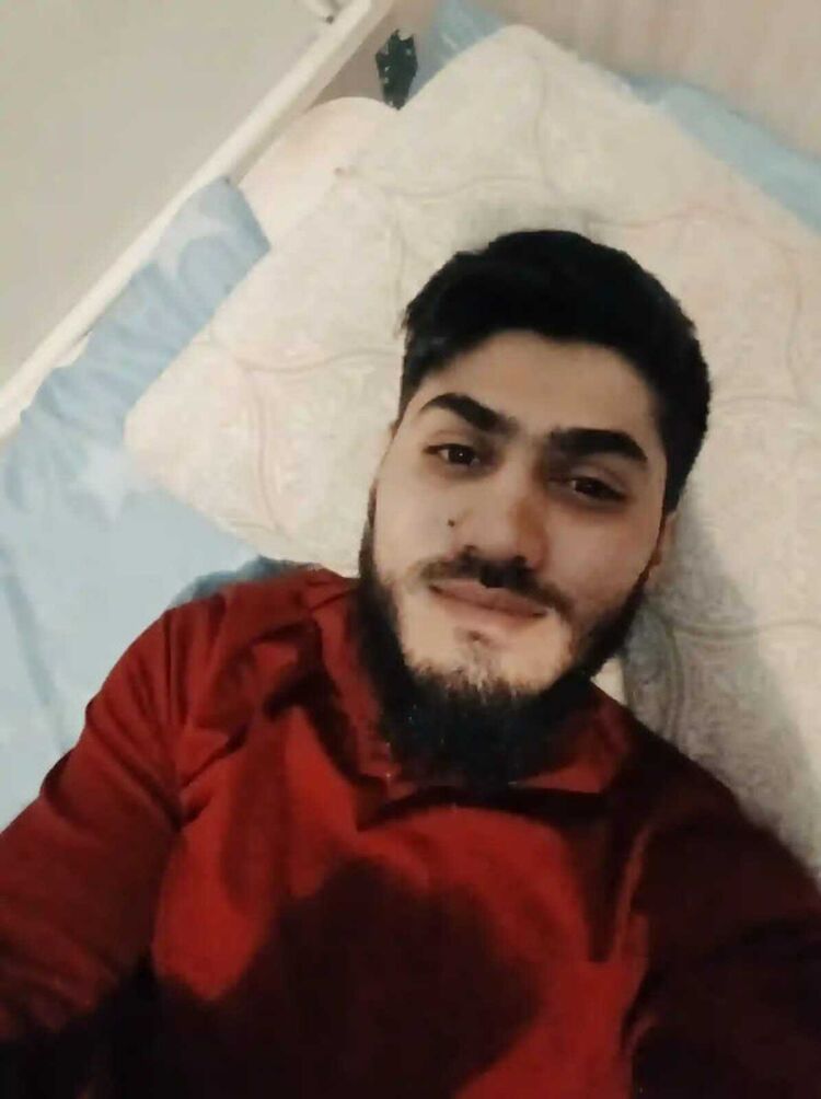  41552398  Rahim, 33 ,    