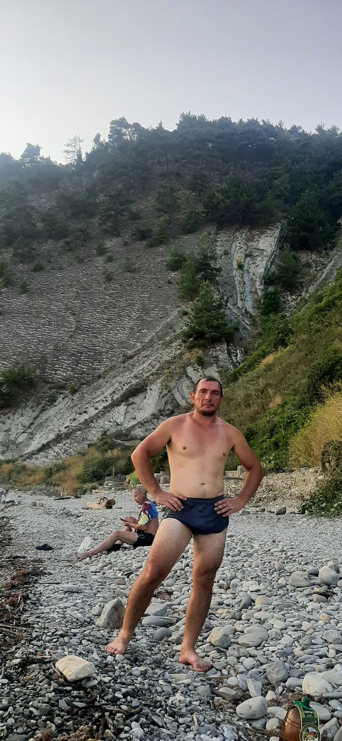  28510778  , 38 ,    