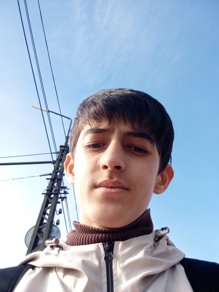  42508248  , 23 ,    