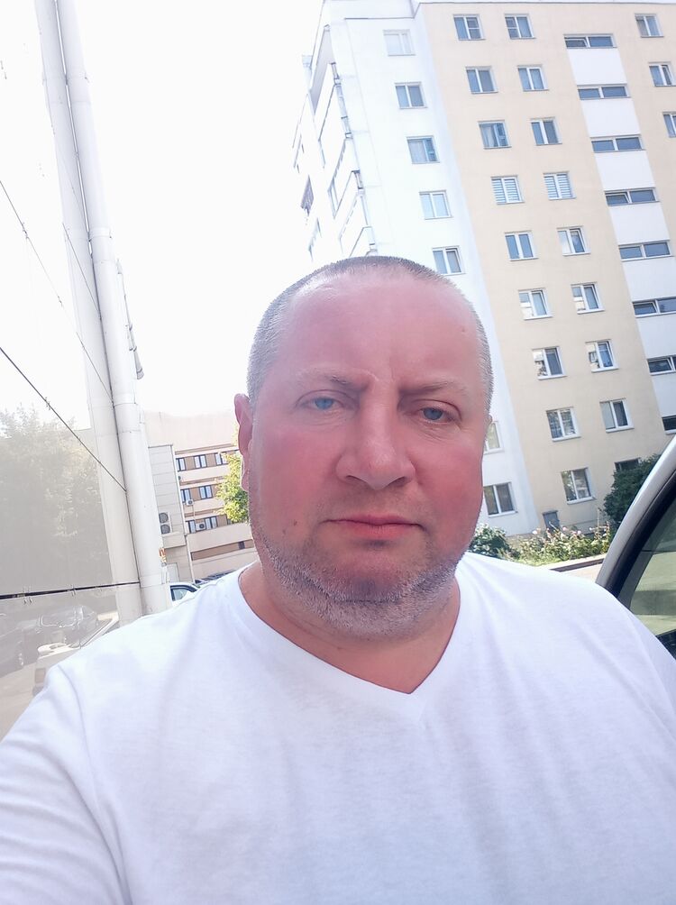  22895688  , 53 ,    