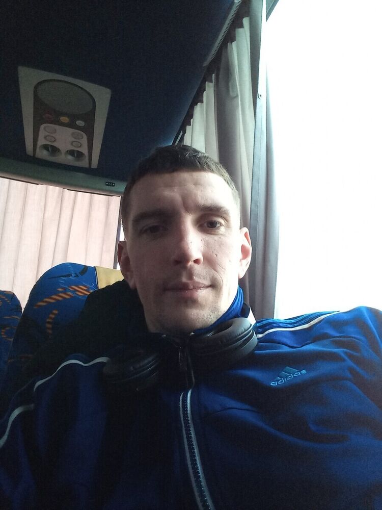  21979568  Andrey, 36 ,    