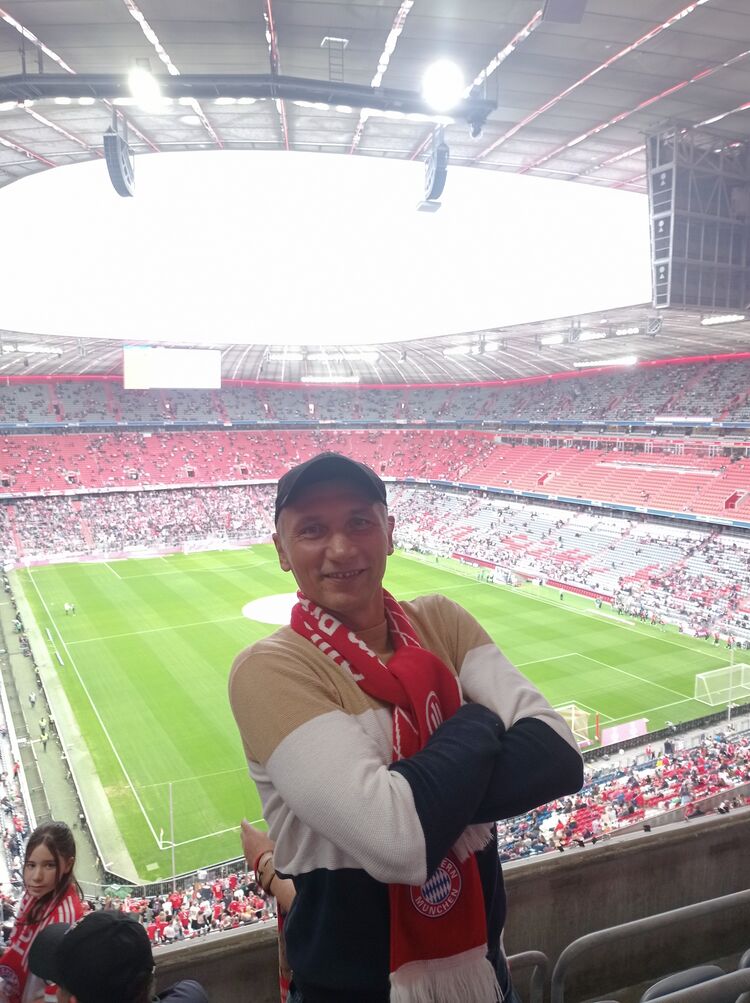  Prachatice,   Kostiantyn, 49 ,   ,   