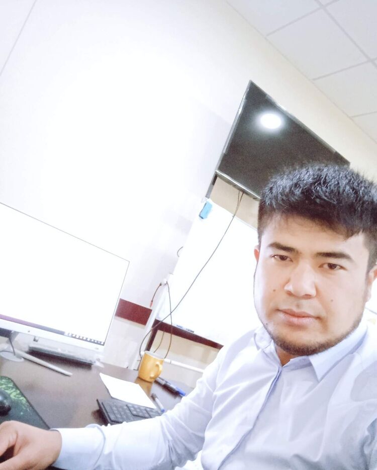  ,   Beeek, 30 ,   ,   