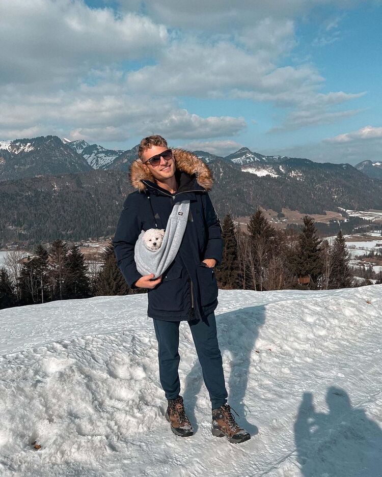  ,   John grace, 45 ,   ,   