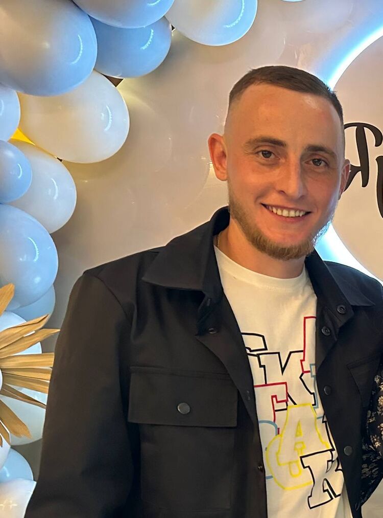  52582418  SEREGA, 32 ,    Palais-Bourbon