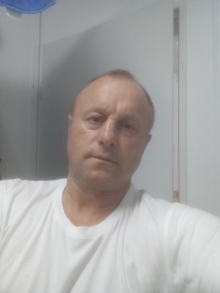  28474608  , 51 ,    