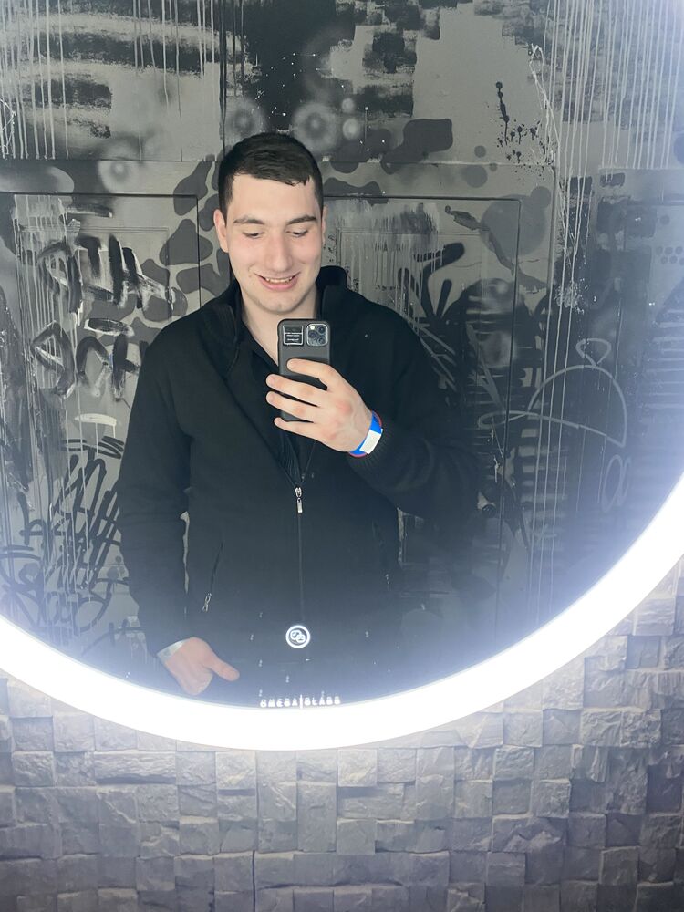  --,   Vartan, 26 ,   ,   