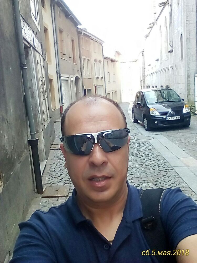  12219428  Valerii, 47 ,    