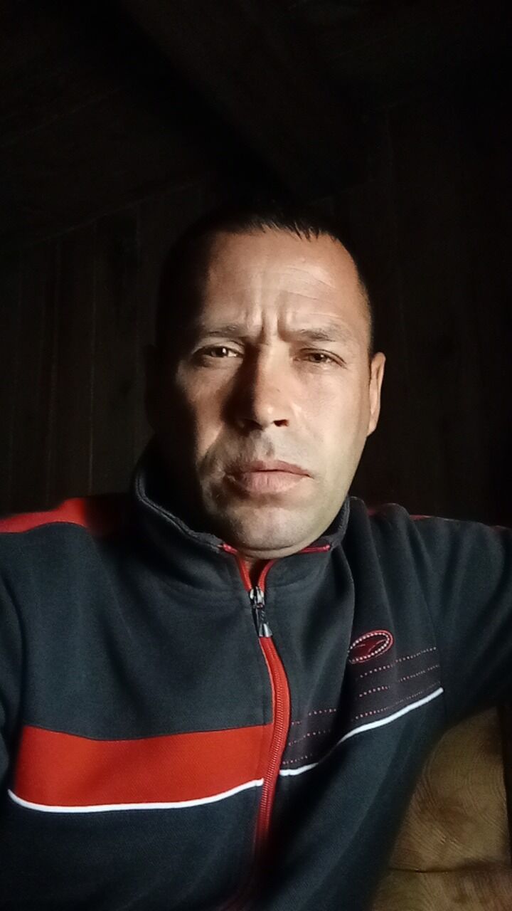  46327278  , 40 ,    