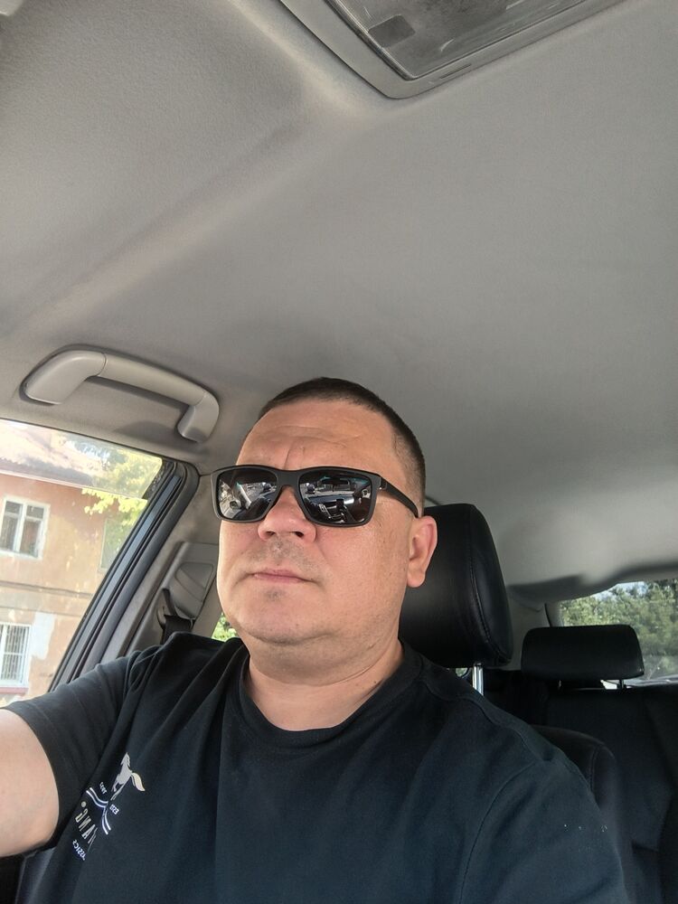  52990778  , 44 ,    --