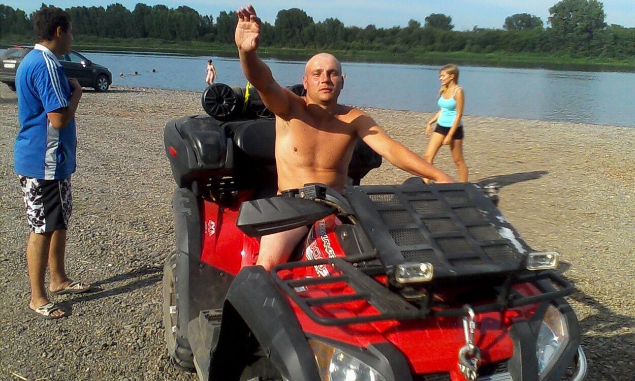  34289328  Sergey, 40 ,    
