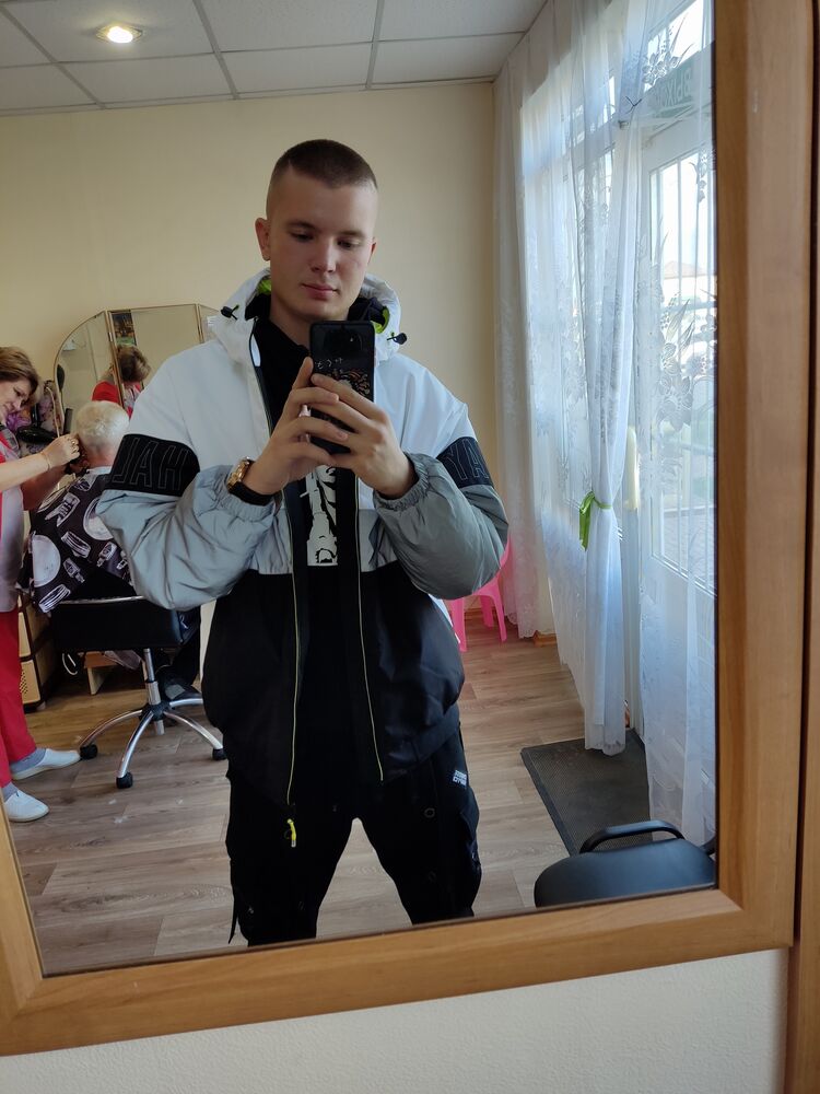  30797498  , 22 ,     