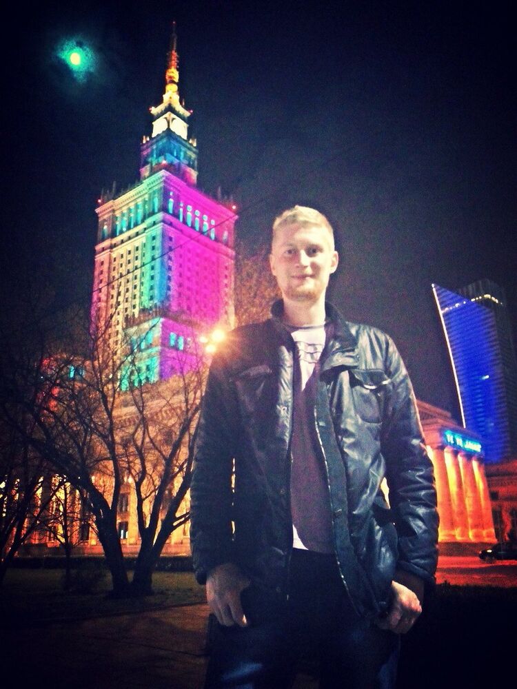  ,   Anton, 34 ,  
