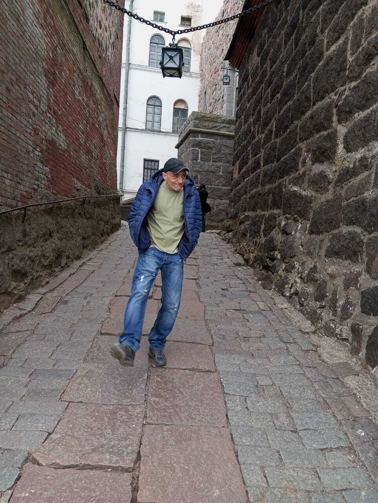  51598938  Dmitry, 40 ,    