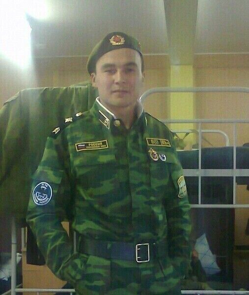  22263618  Shah, 38 ,    