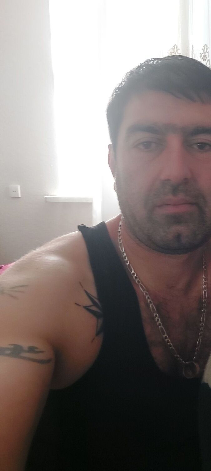  38402208  , 39 ,    