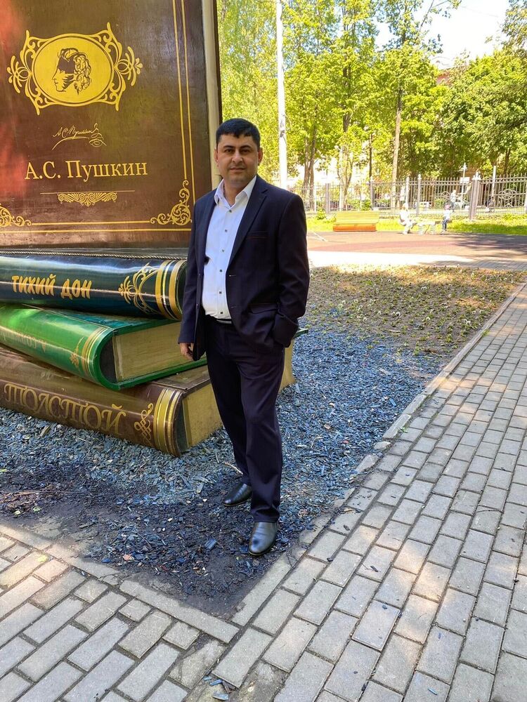  ,   Radik, 41 ,   ,   