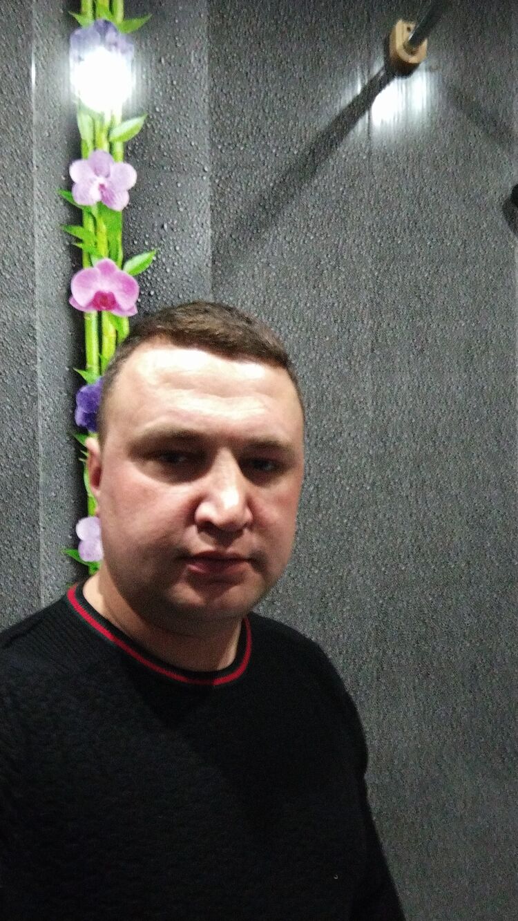  28009278  , 38 ,    