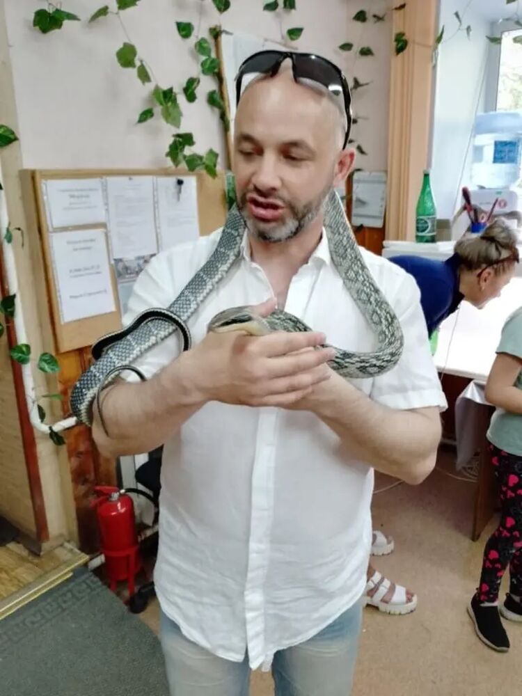  ,   , 44 ,   ,   , c 