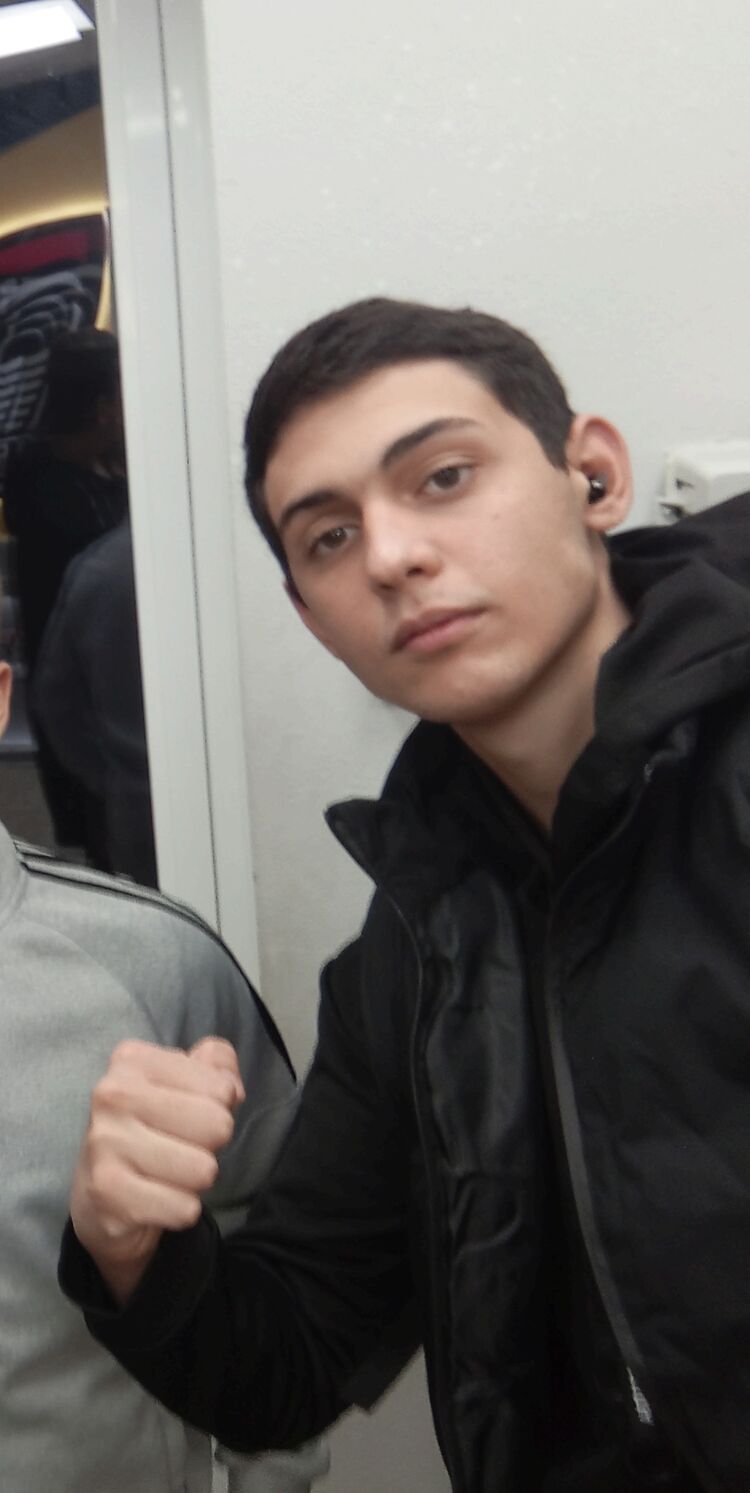  50889968  , 19 ,     