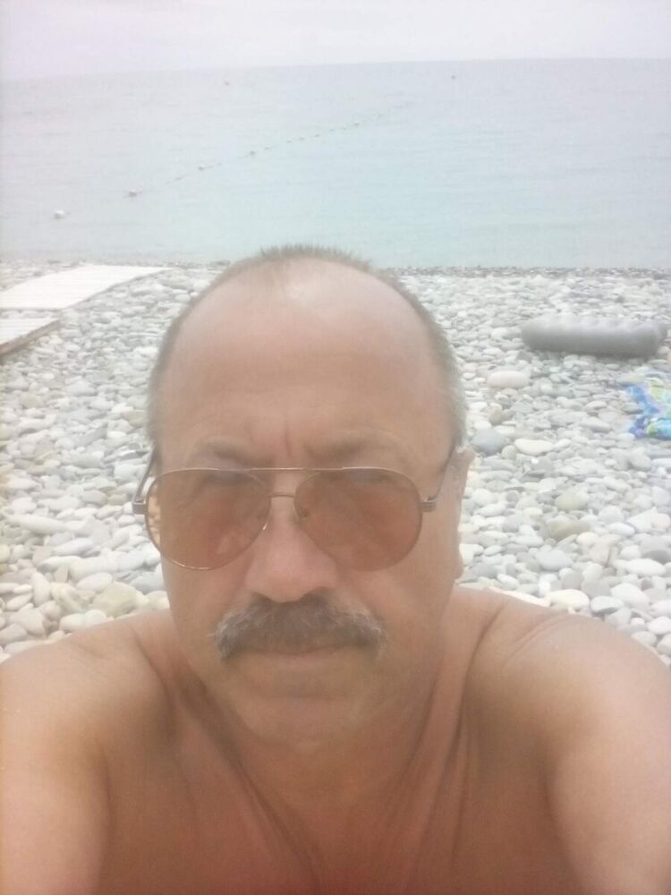  22367148  , 63 ,    