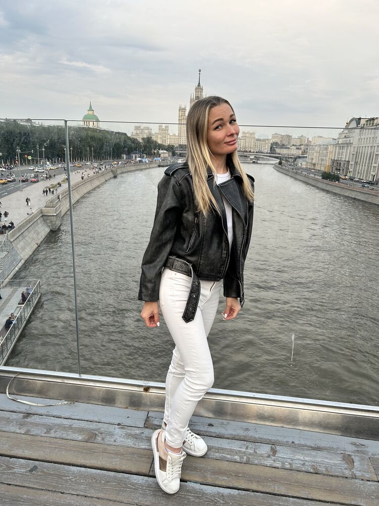  52343918  Olya, 40 ,    -