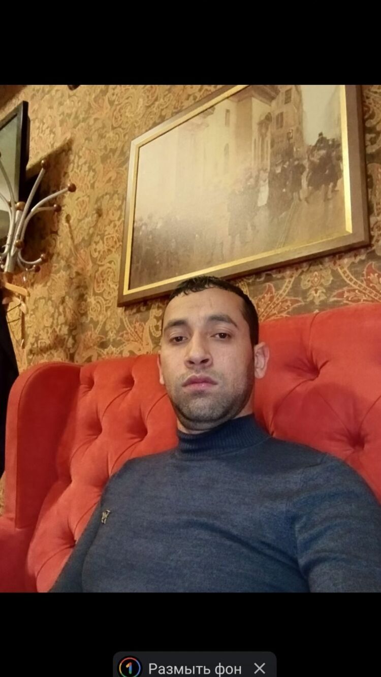  44577938  , 37 ,    