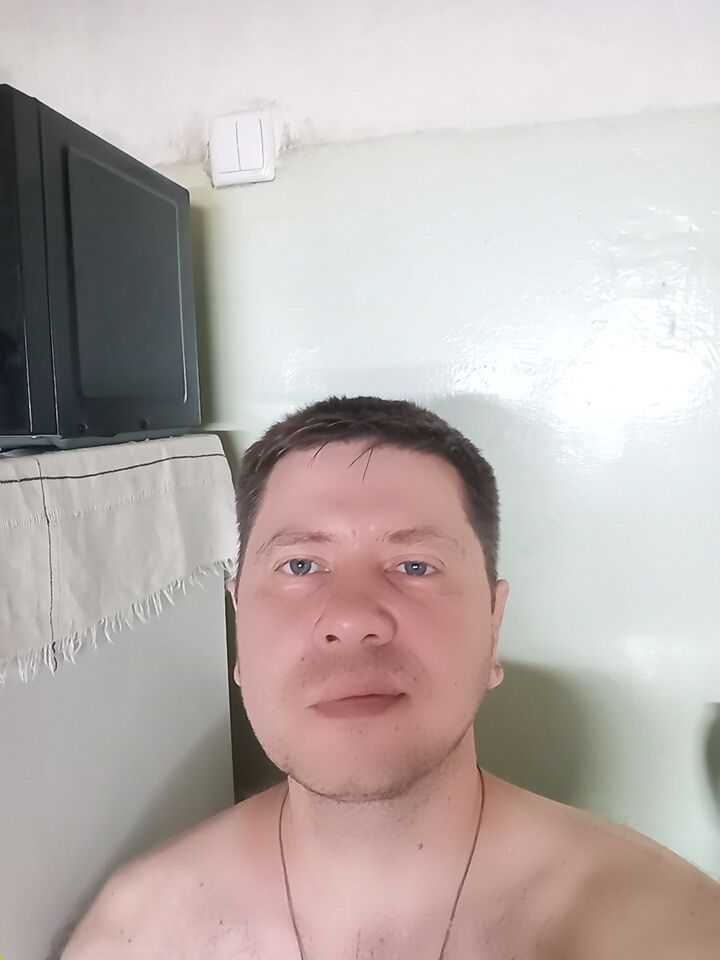 36009808  , 46 ,    