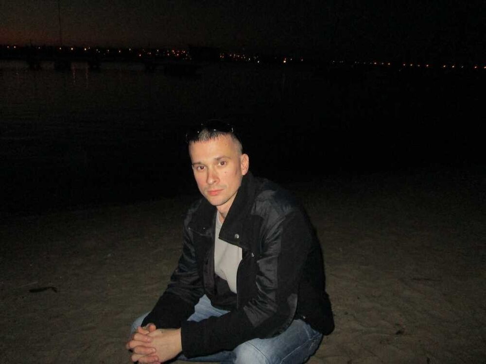  ,   Arthur, 42 ,     , c 