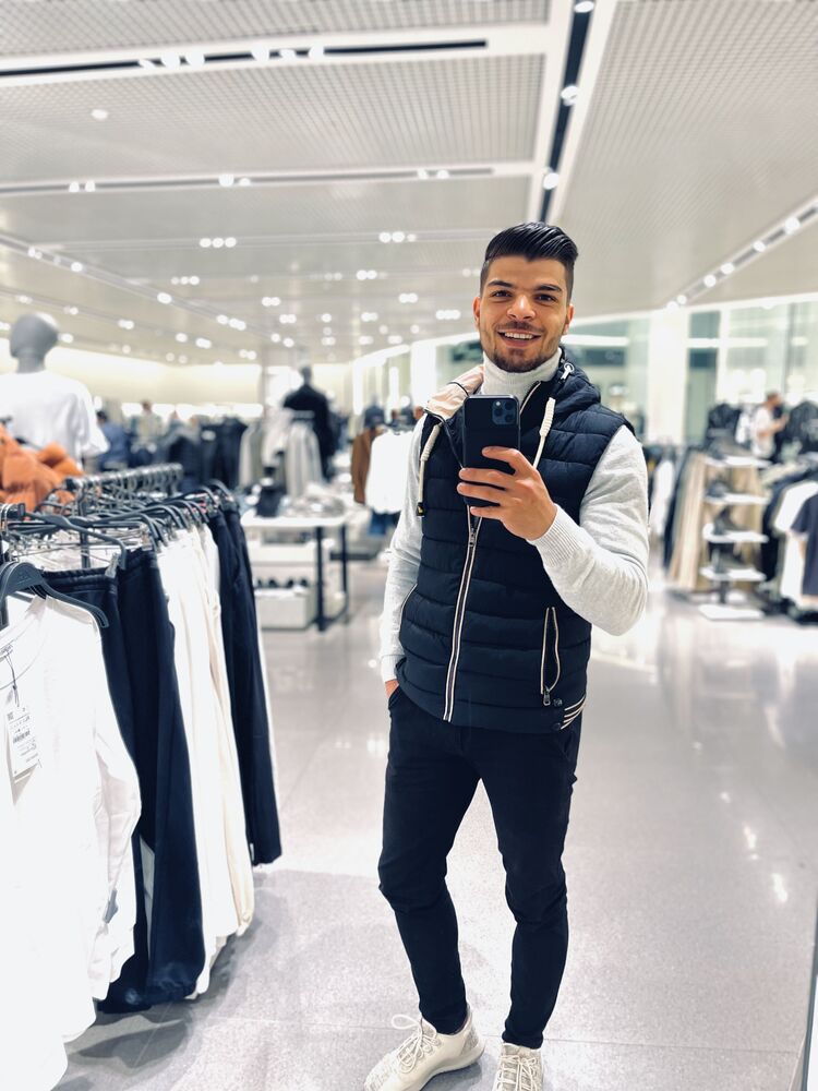  ,   Shrouf, 26 ,   ,   