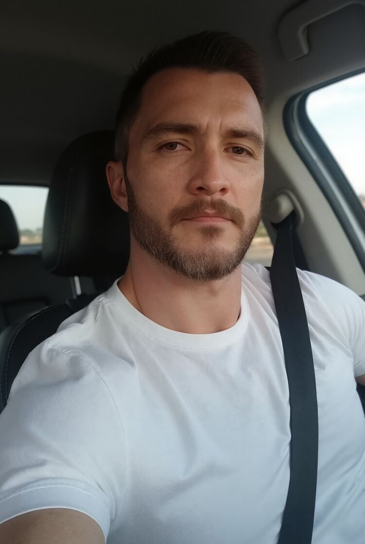  54686188  , 40 ,    --