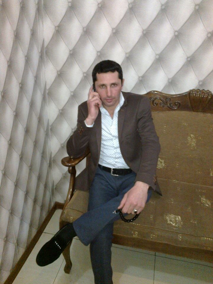  ,   Vahid, 42 ,   