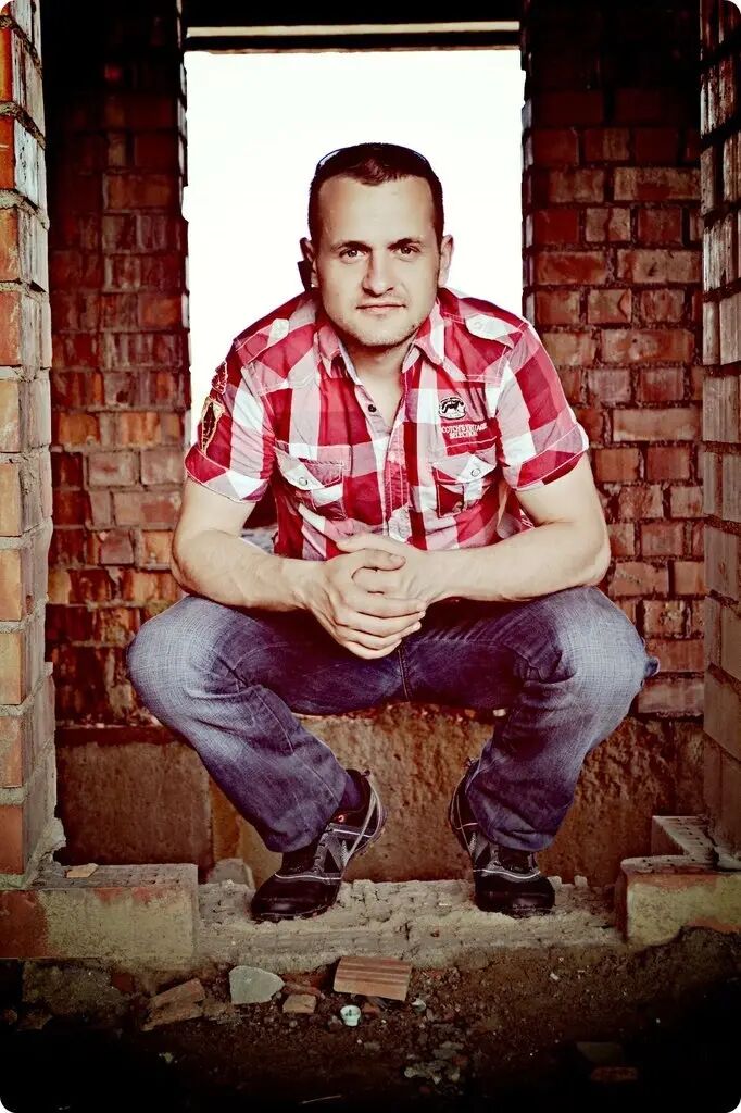  50359488  Alexandr, 40 ,    