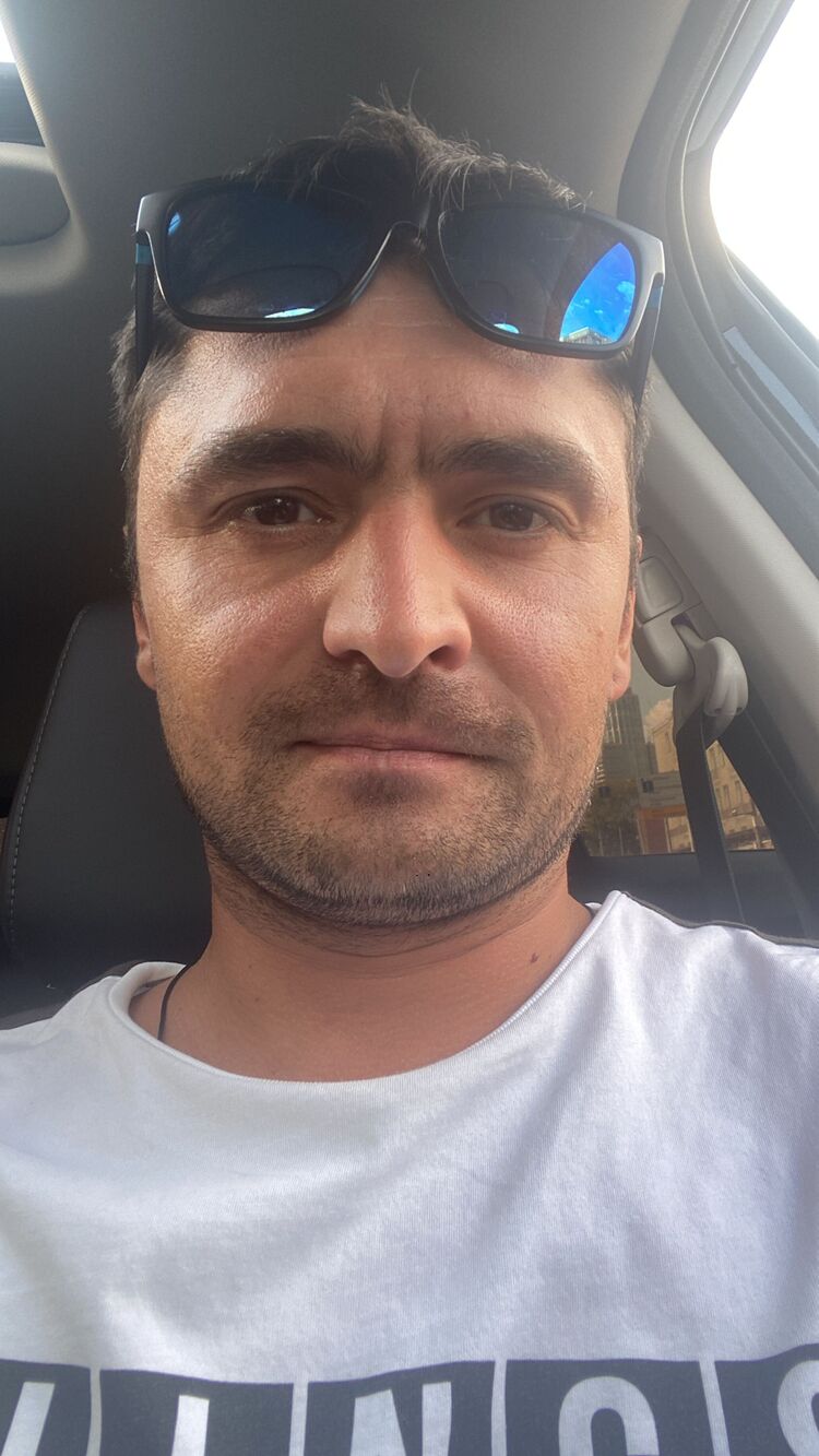  42868118  , 39 ,    