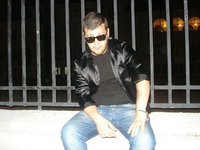  5594718  Gio, 38 ,    