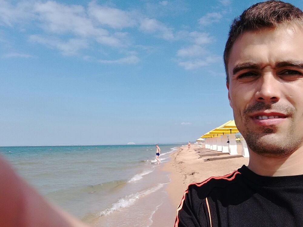  ,   Yaroslav, 36 ,   ,   , c 