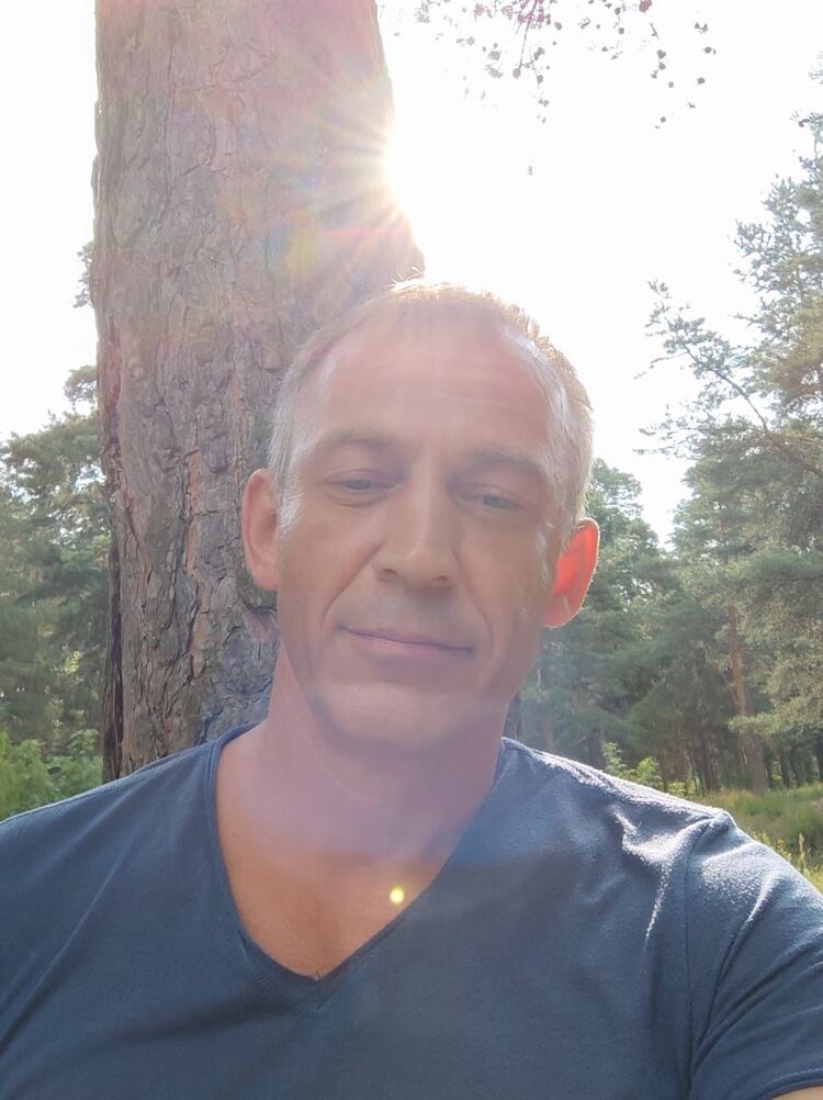  31059408  , 46 ,    