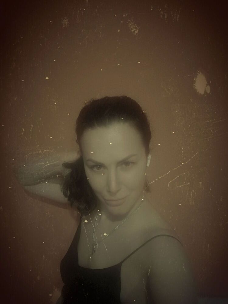  32346428  Anna, 49 ,    