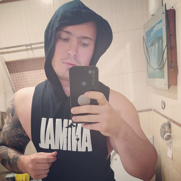  ,   Bogdan, 31 ,   ,   
