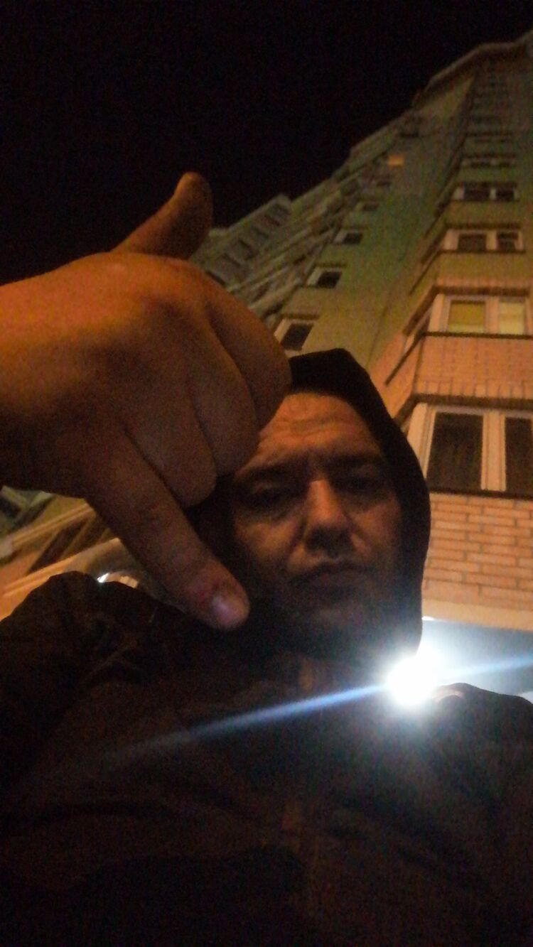 37040928  , 39 ,    