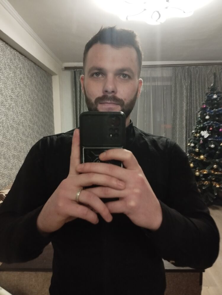  40925808  , 29 ,    