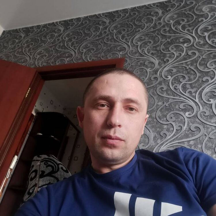  24224838  , 39 ,    