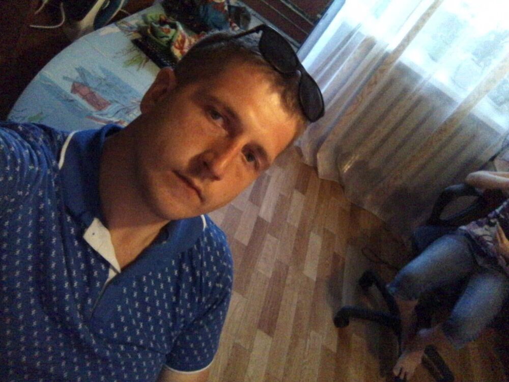  41337468  , 34 ,    