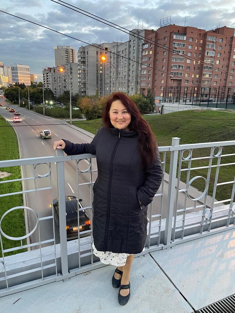 ���������� �����������, ���� ������� Neznakomka, 45 ���, ������������ ��� ������, ����� � ���������, c�������� ���������