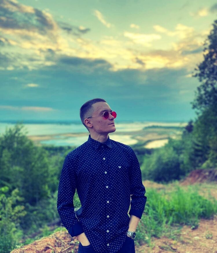  ,   Amir, 24 ,   ,   